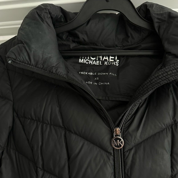 Micheal Kors long black puffer jacket - Picture 5 of 7